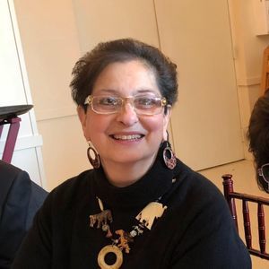 Meet your Posher, Tina